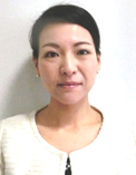 香南市教育委員会教育委員中元啓恵さんのバストアップ写真