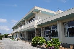 吉川小学校校舎