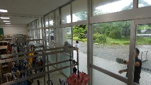 愛校作業